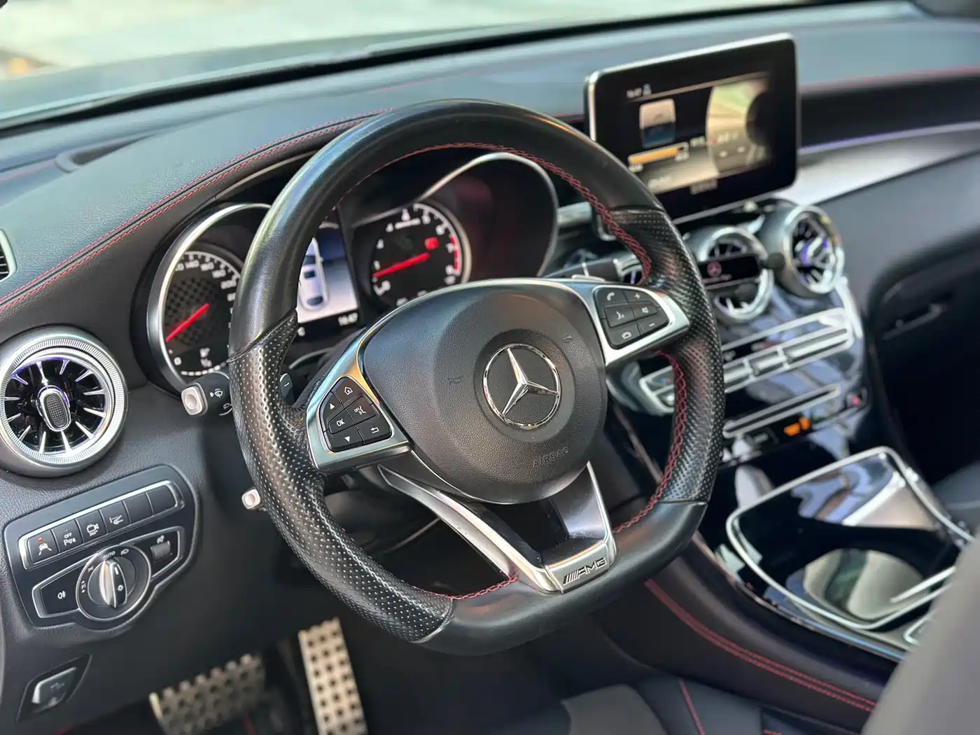 Mercedes-Benz GLC Coupe AMG 2017 AMG GLC 43 4MATIC Coupe SUV фото 10