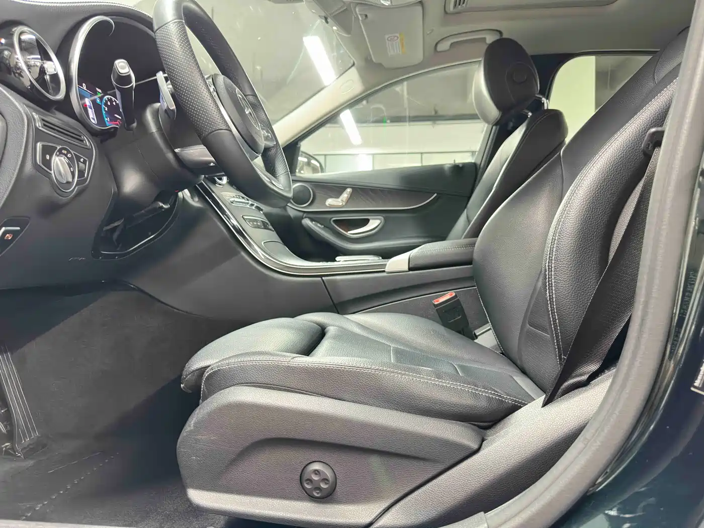 Mercedes-Benz C-Class 2020 C 200 L Fashion Sport фото 8
