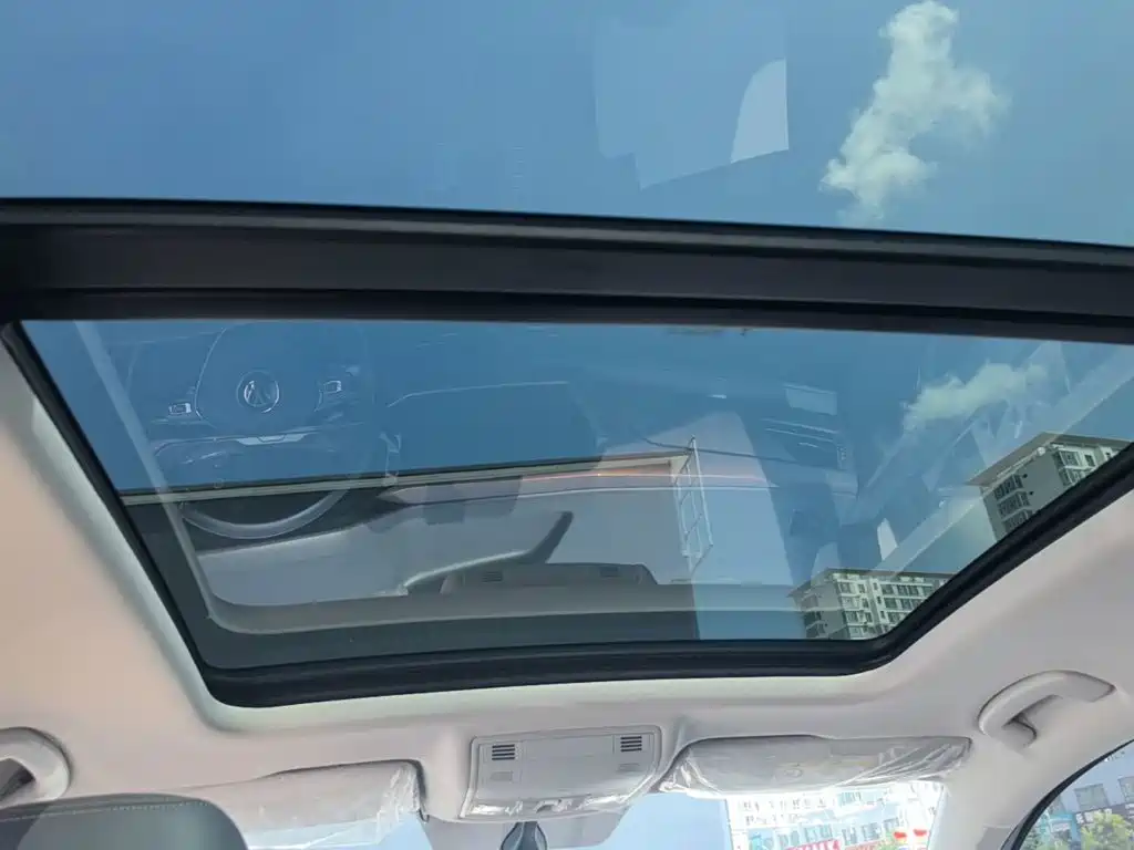 Volkswagen Tharu, миниатюра 18