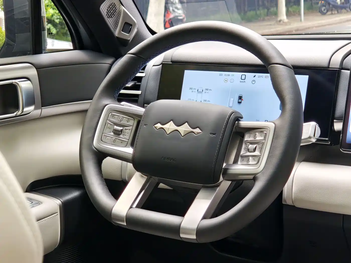 Fang Cheng Bao Titanium 7 2025 2025 AWD Base Model