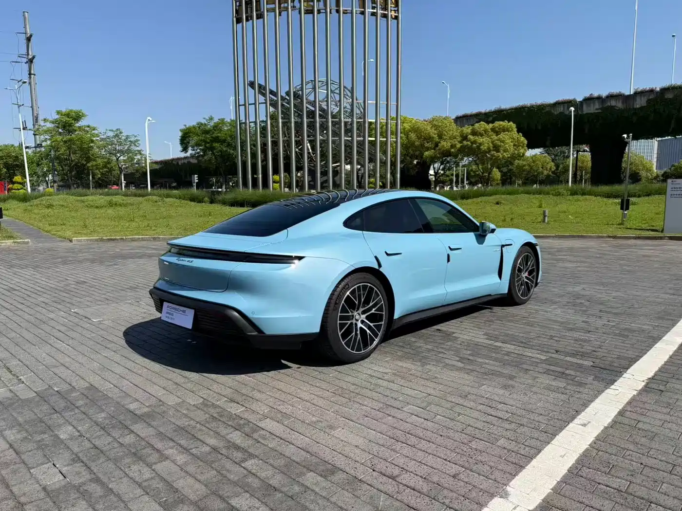 Porsche Taycan 2022 Taycan 4S фото 4