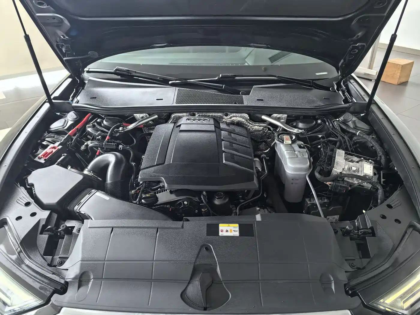 Audi A6L 2021 45 TFSI Exclusive Sport фото 11