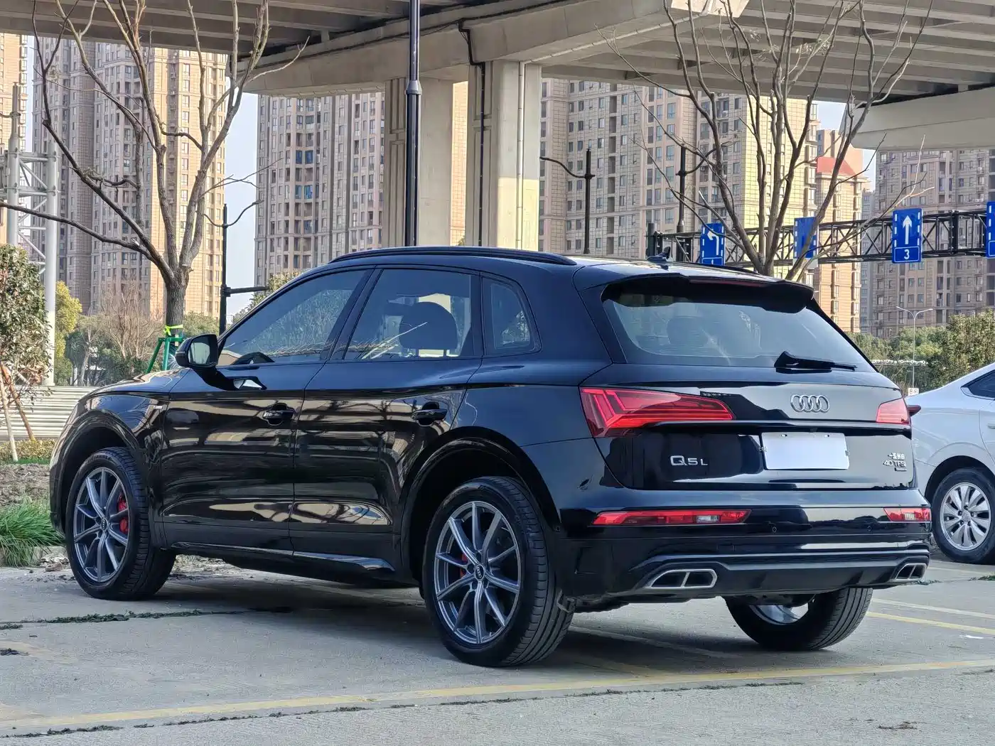 Audi Q5L 2022 40T Luxury Dynamic фото 16