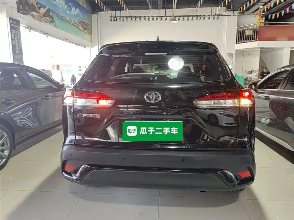 Toyota Frontlander 2024 2.0L CVT Leading Plus Edition фото 6