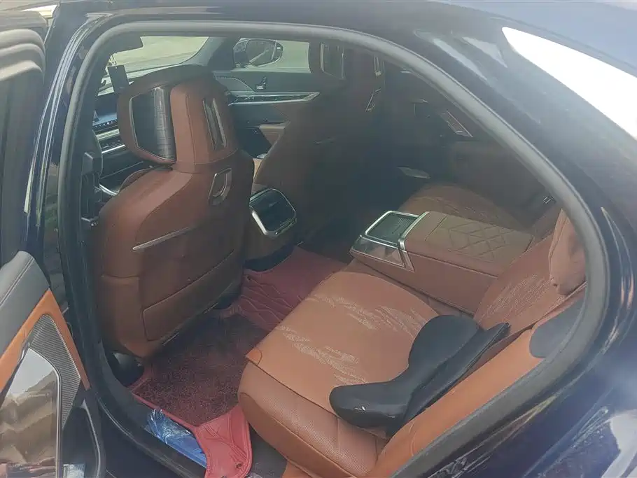BMW 7 Series 2023 Model 740Li Premium Luxury Package фото 11