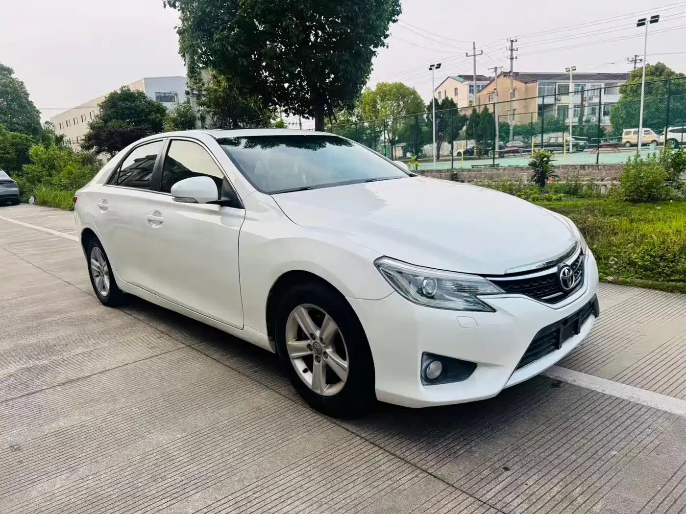 Toyota Reiz 2013 2.5V Elite Edition фото 3