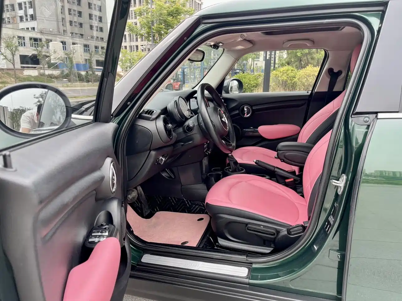 Фото 8 - MINI MINI