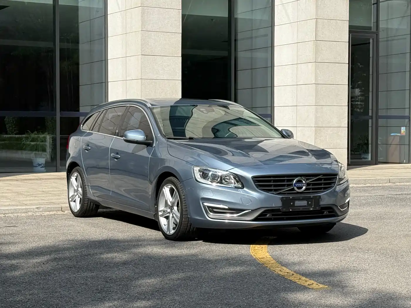 Volvo V60 2017 2017 T5 Zhi Ya Edition China V