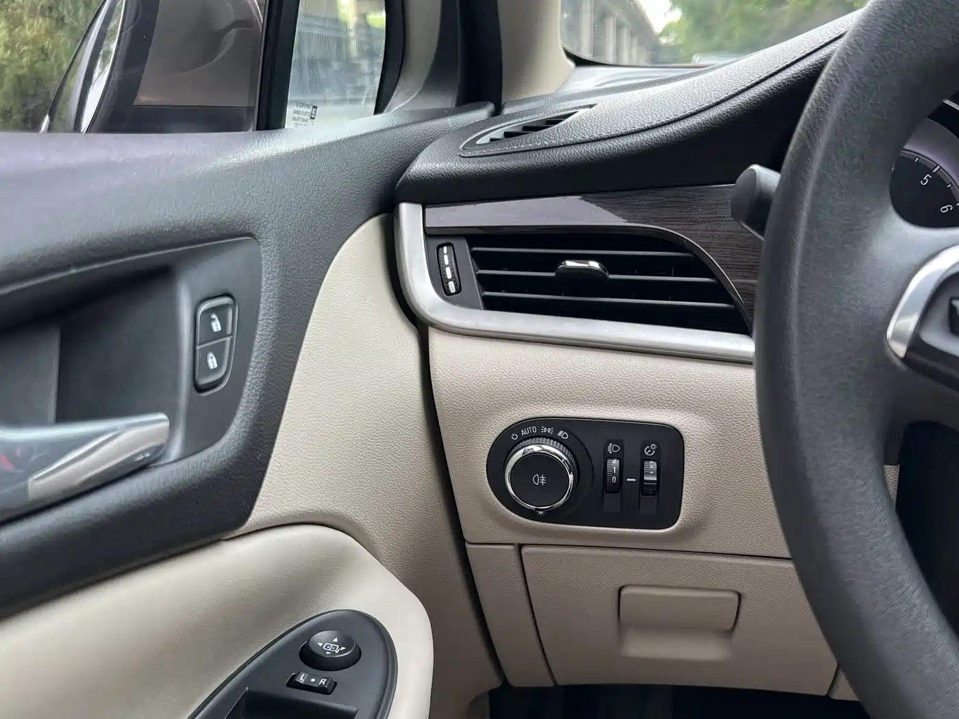 Buick Verano 2018 Sedan 15S Automatic Leading фото 15