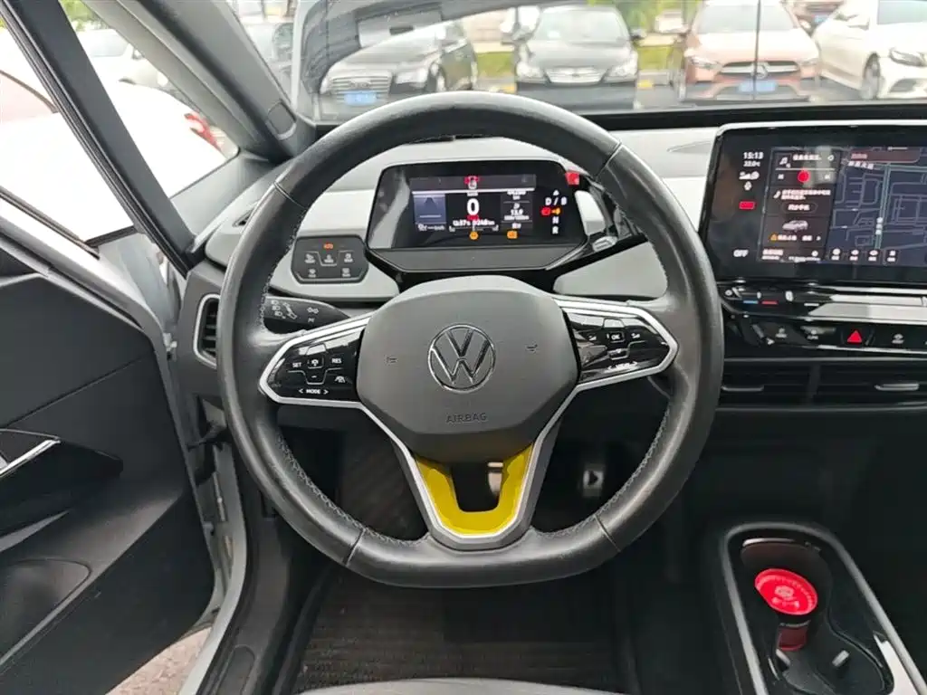 Volkswagen ID.3 2023 Upgraded Pure Intelligence Edition фото 11