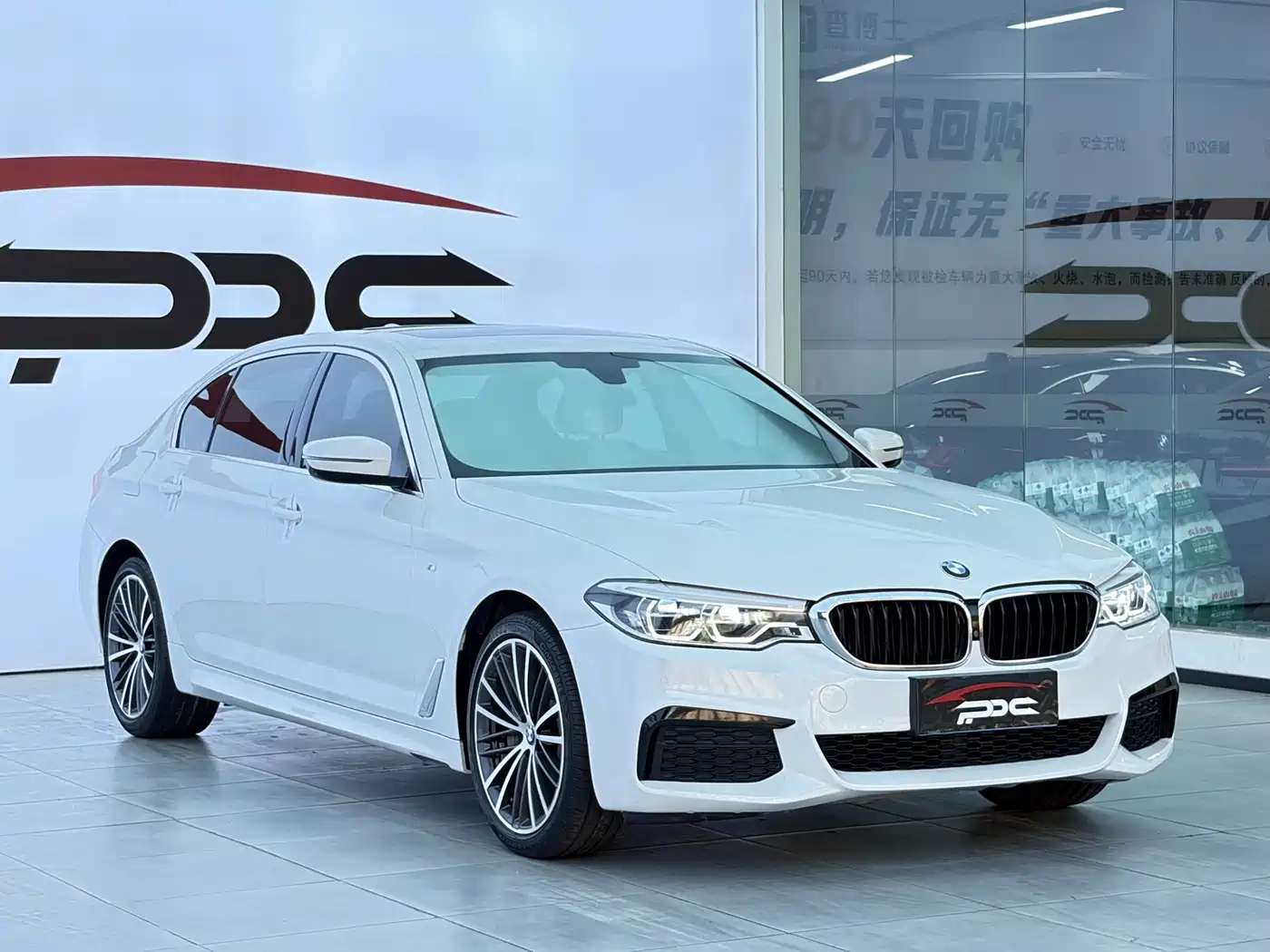 BMW 5 Series 2020 530Li Exclusive M Sport Package фото 3