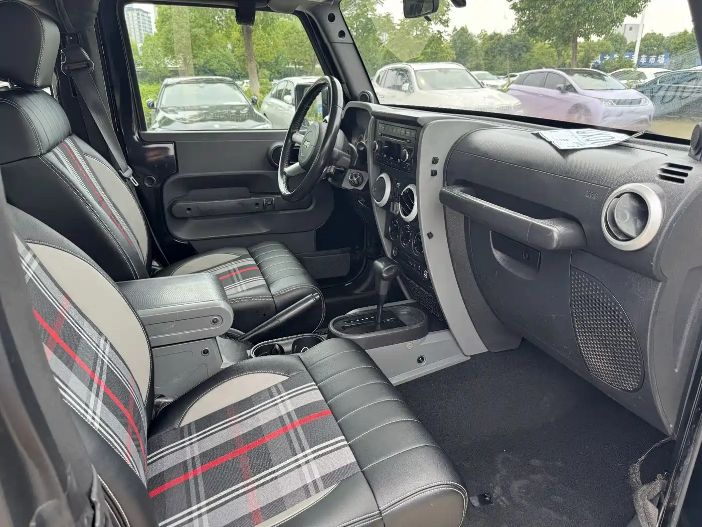 Jeep Wrangler 2010 2010 3.8L Sahara 2-Door