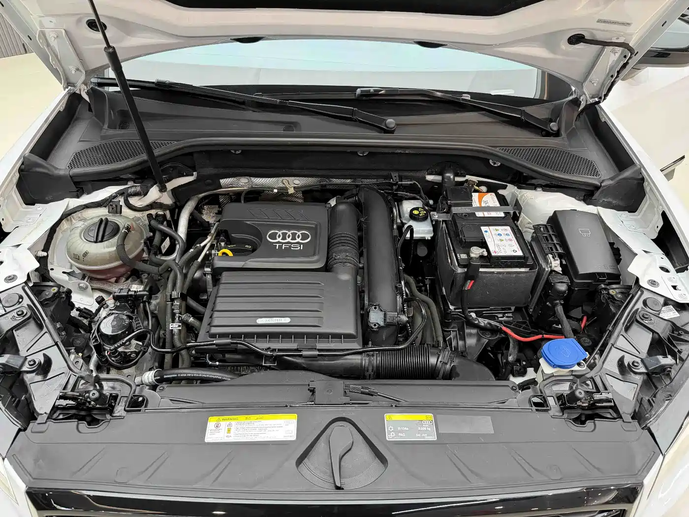 Audi Q2L 2018 35 TFSI Launch Exclusive Edition China VI фото 6
