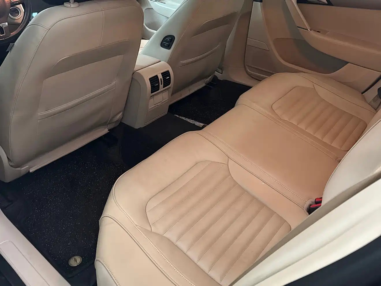 Volkswagen Magotan 2013 1.8TSI Leading фото 6