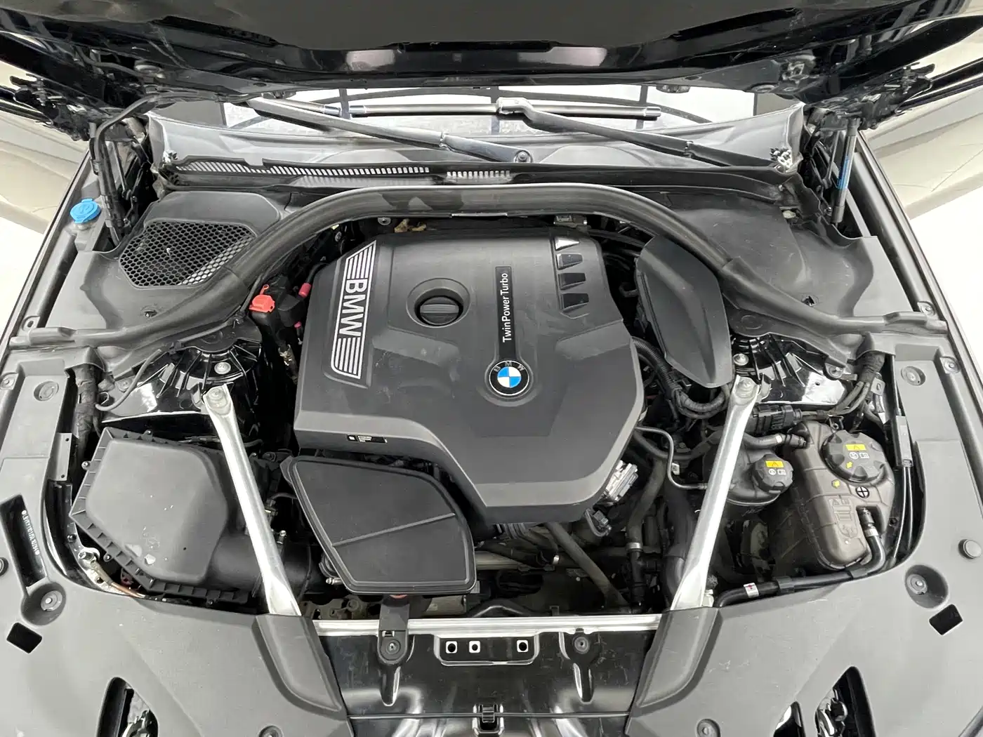 BMW 5 Series 2018 525Li Luxury Package фото 19