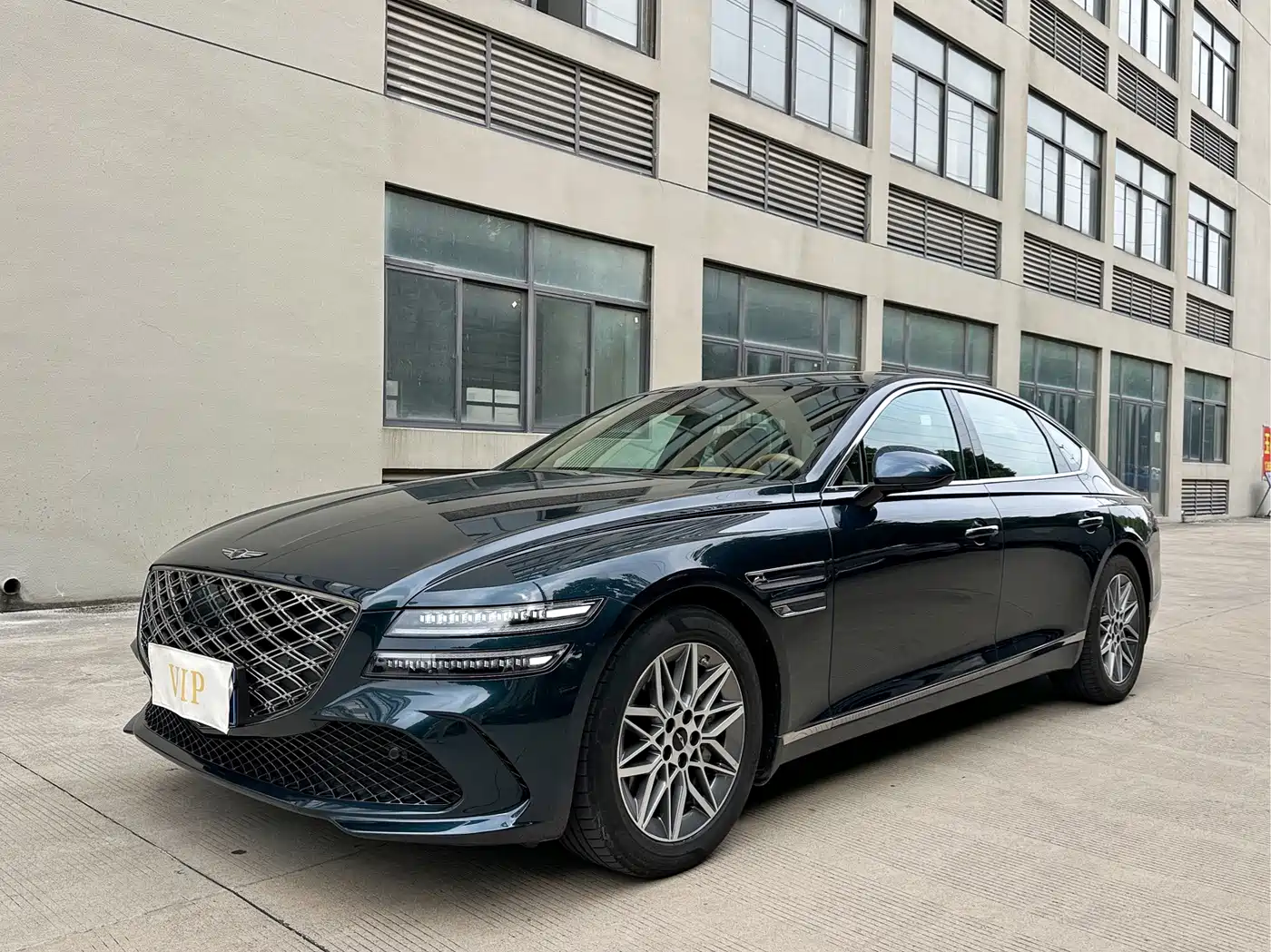 2024 Genesis G80