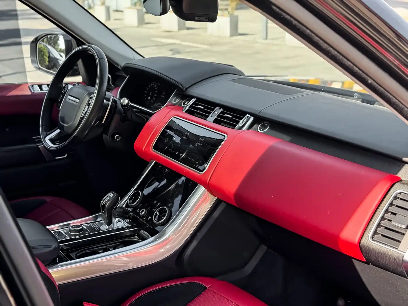 Land Rover Range Rover Sport 2021 3.0 L6 Gloss Black Edition фото 9