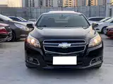 Photo 2 - Chevrolet Malibu