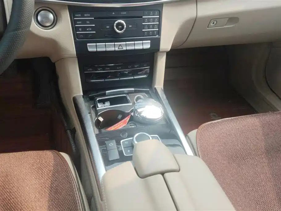 Mercedes-Benz E-Class 2015 Facelift E 260 L Sport фото 16