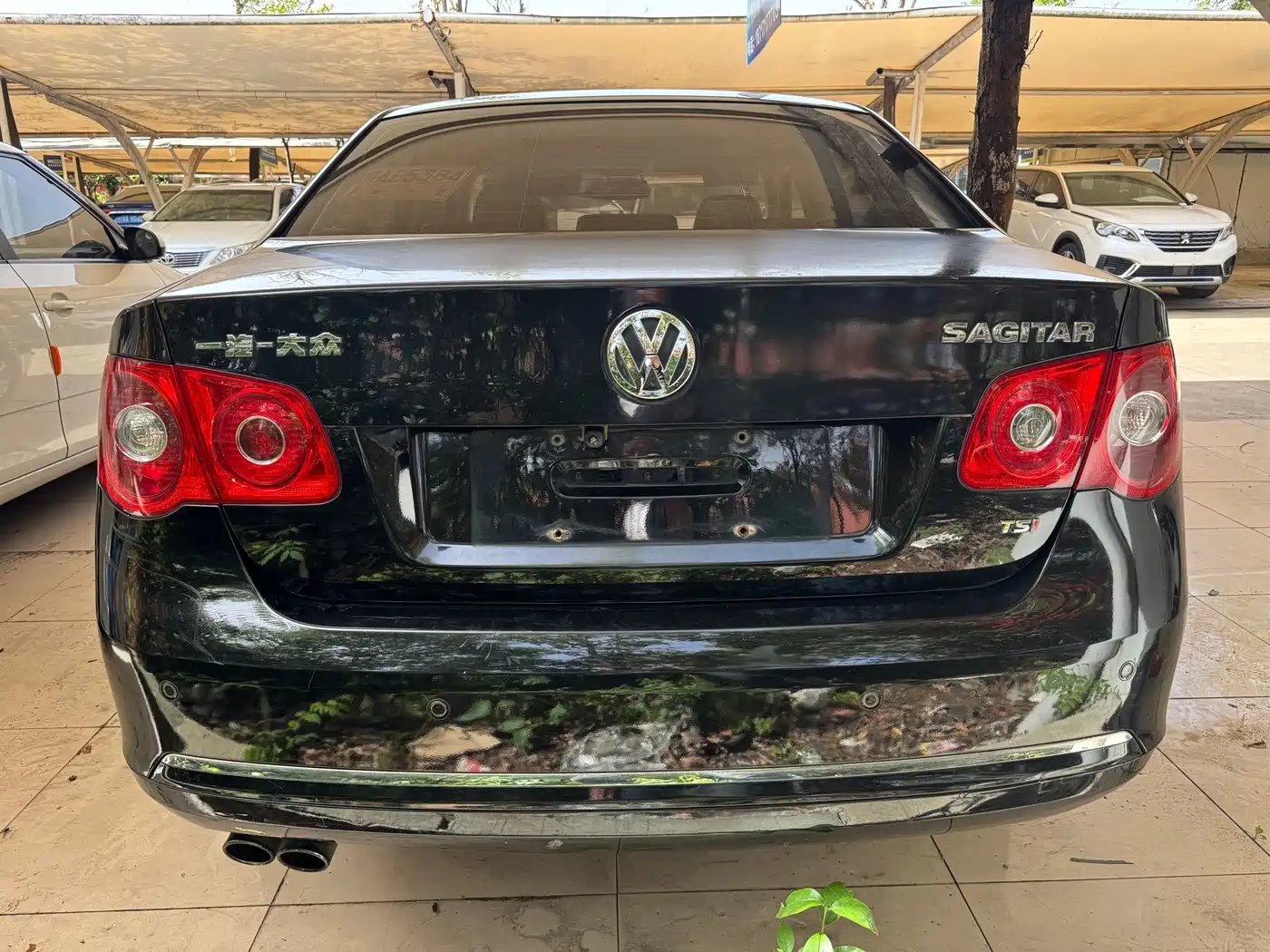 Volkswagen Sagitar 2011 2011 1.4TSI Manual Luxury