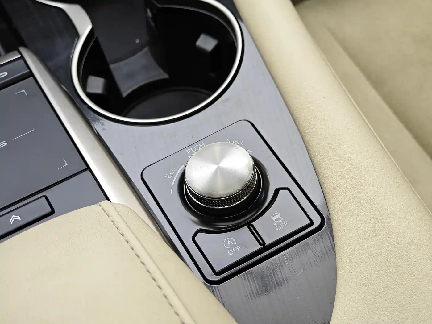 Lexus RX 2020 300 2WD Elite Edition China VI фото 21