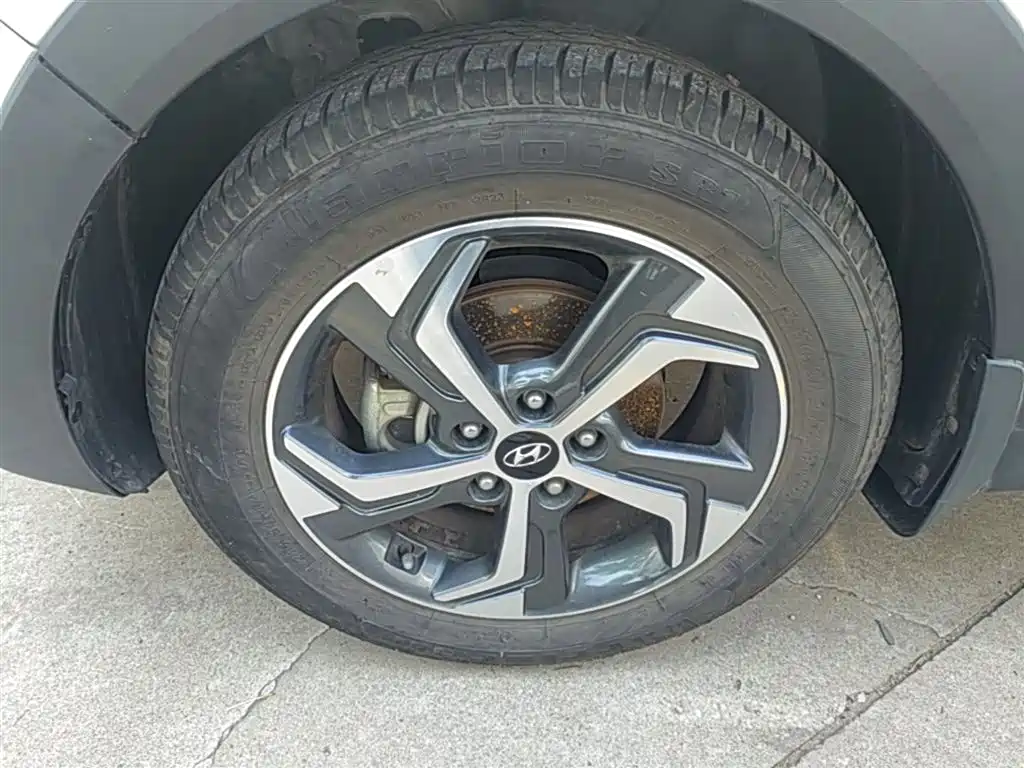 Hyundai Beijing Hyundai ix25 2017 1.6L Automatic Smart Edition фото 23