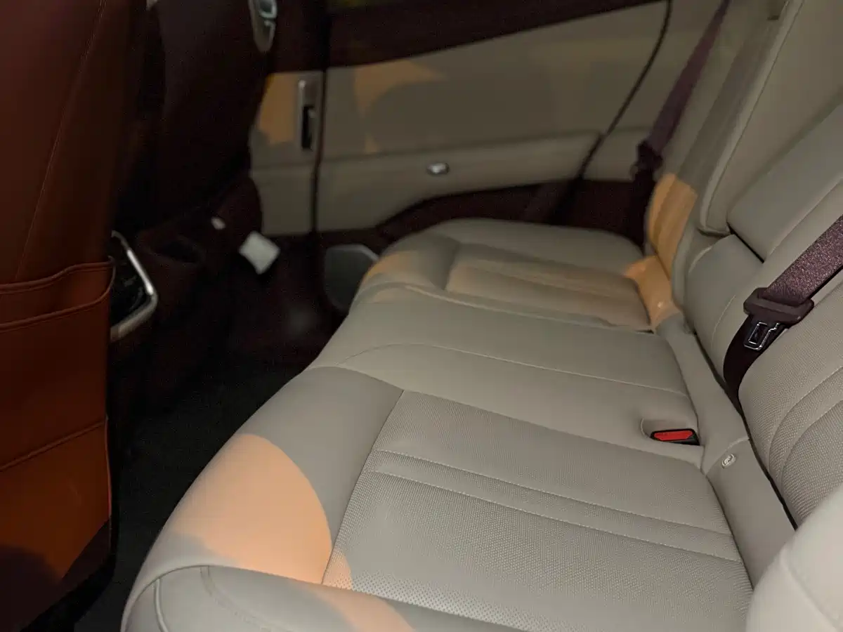 XIAOMI CAR XIAOMI YU7