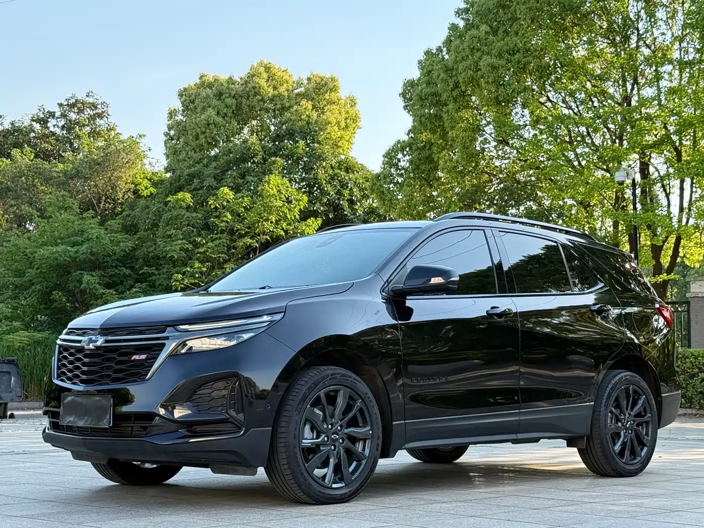 Chevrolet Equinox 2021 550T RS 4WD Intelligent Defender Edition фото 2