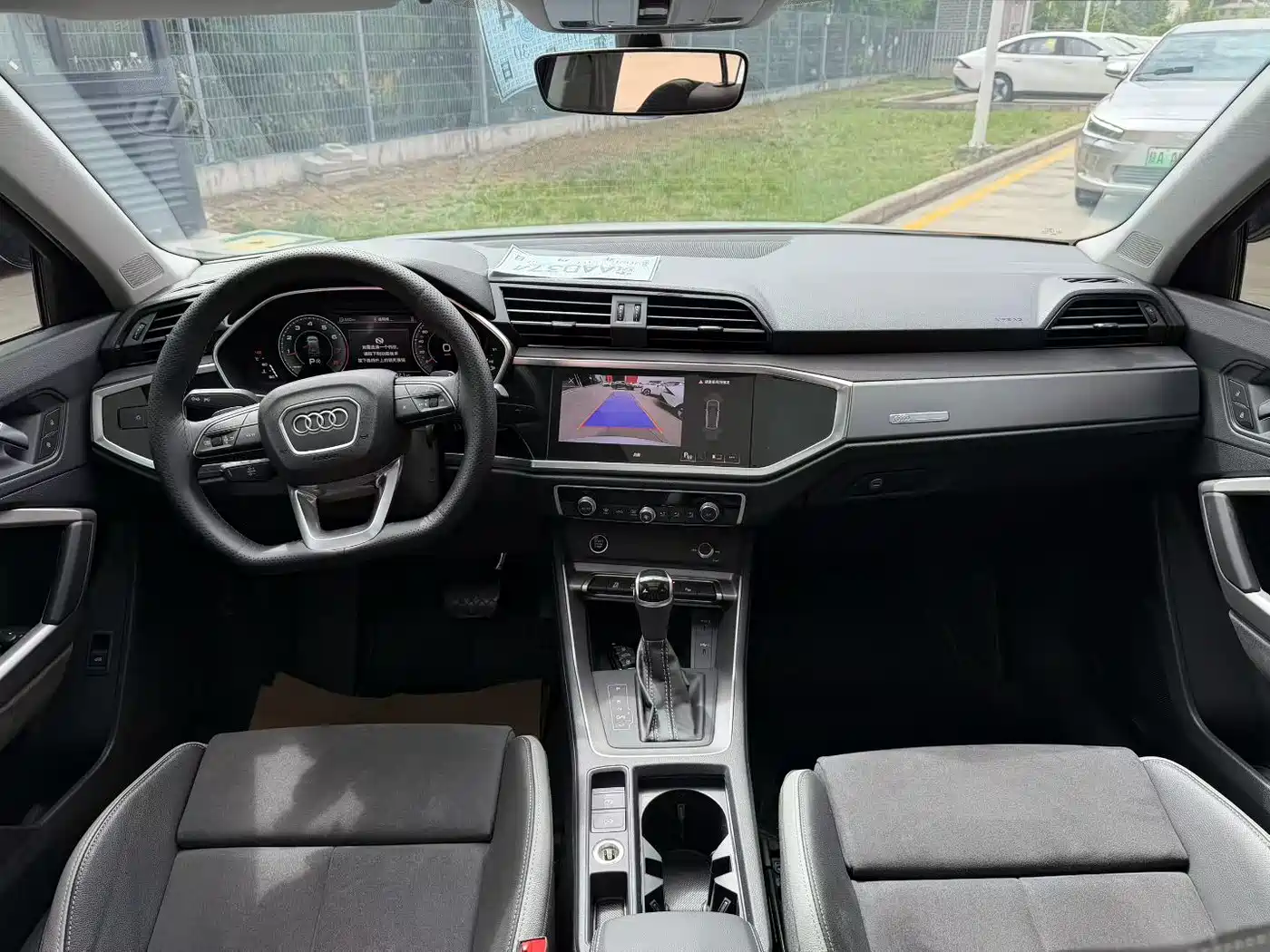 Audi Q3 2023 35 TFSI Fashion Dynamic Model (1.5T) фото 5
