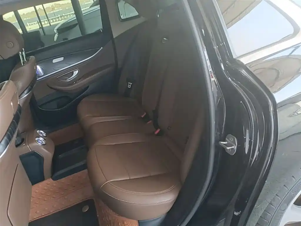 Mercedes-Benz E-Class 2019 Facelift E 300 L Sport Fashion фото 17