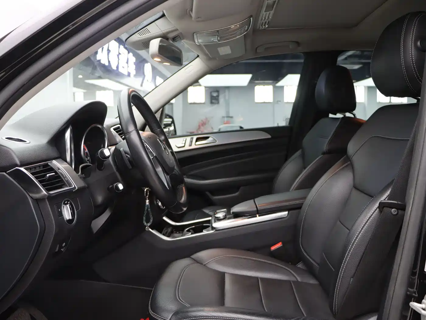 Mercedes-Benz M-Class 2014 ML 320 4MATIC фото 18