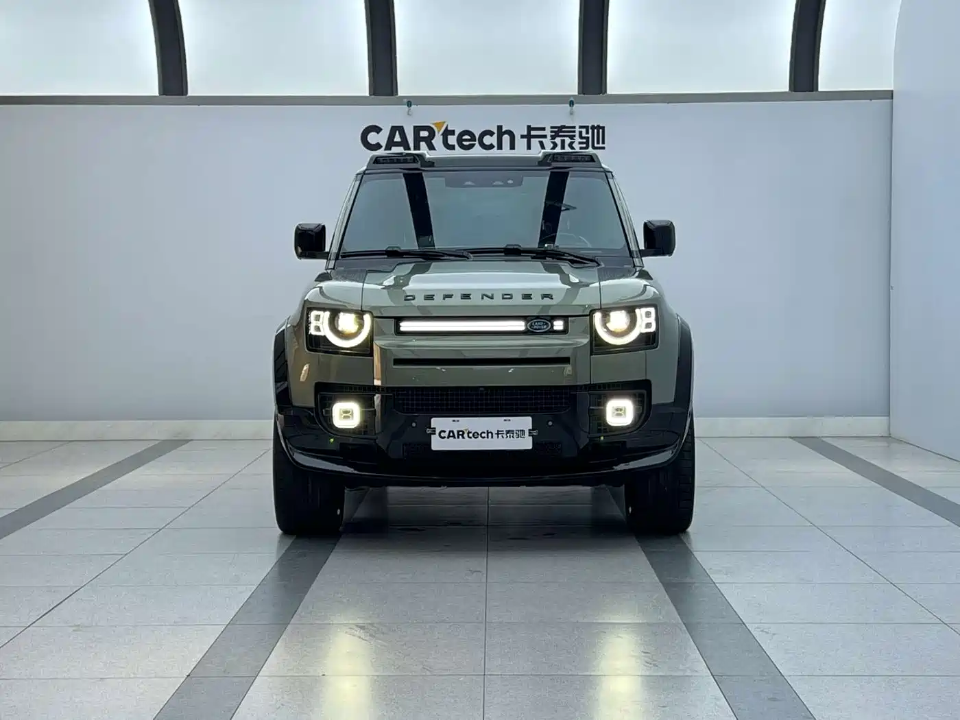 Land Rover Defender 2025 2025 110 3.0T P400 -Dynamic HSE
