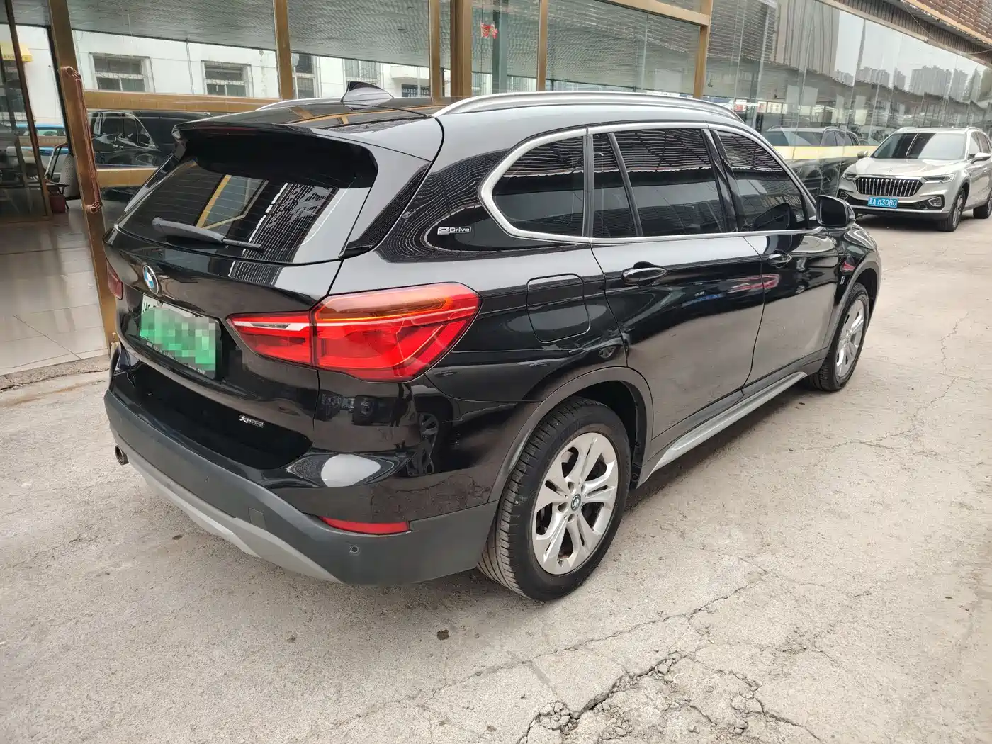 BMW X1 New Energy 2019 xDrive25Le Range Upgrade Edition фото 6