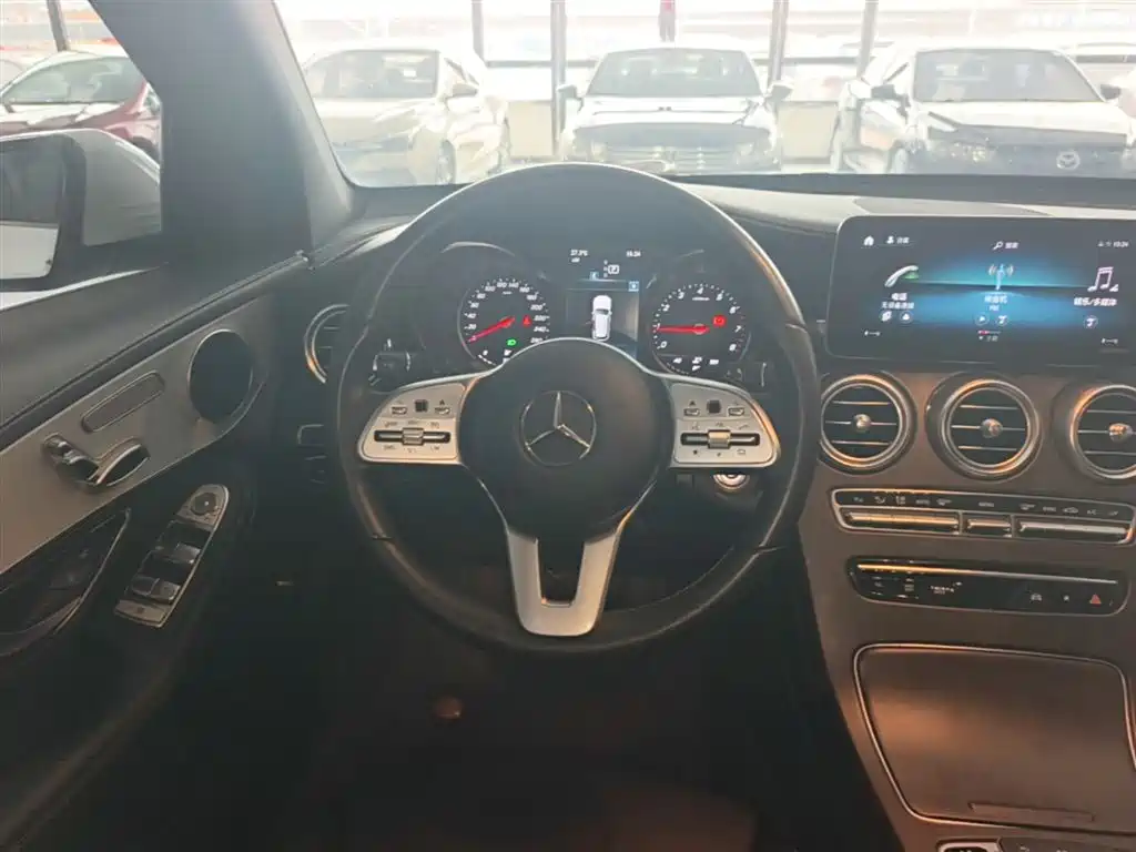 Mercedes-Benz GLC 2020 GLC 260 L 4MATIC Dynamic фото 11