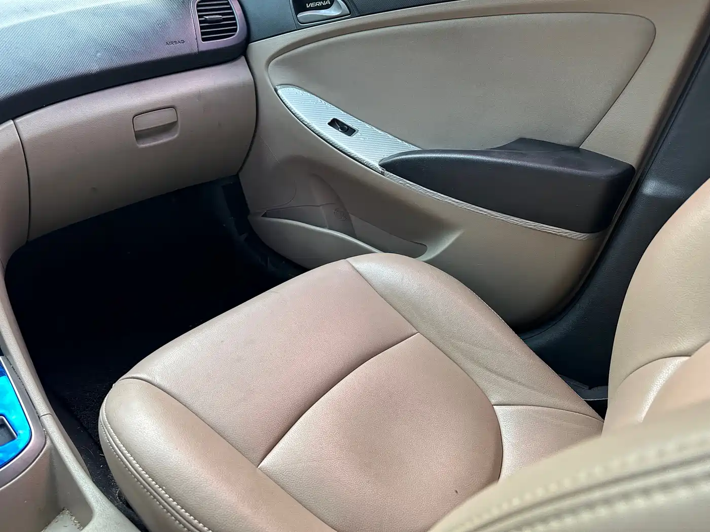 Hyundai Verna 2016 1.4L Automatic Leading GLX фото 9