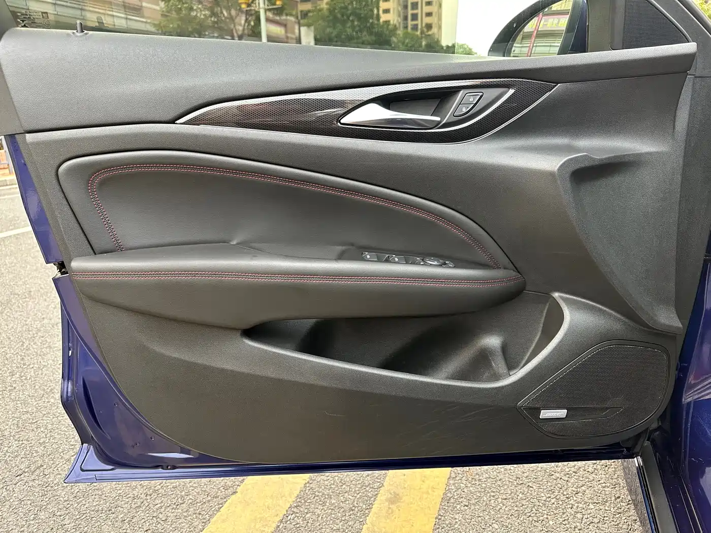 Buick Regal 2017 GS 28T Luxury Type фото 19