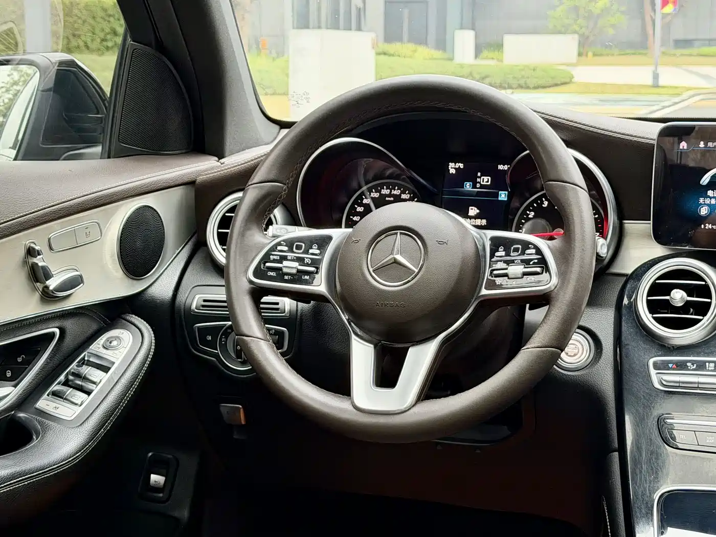 Mercedes-Benz GLC 2020 GLC 260 L 4MATIC Dynamic фото 12