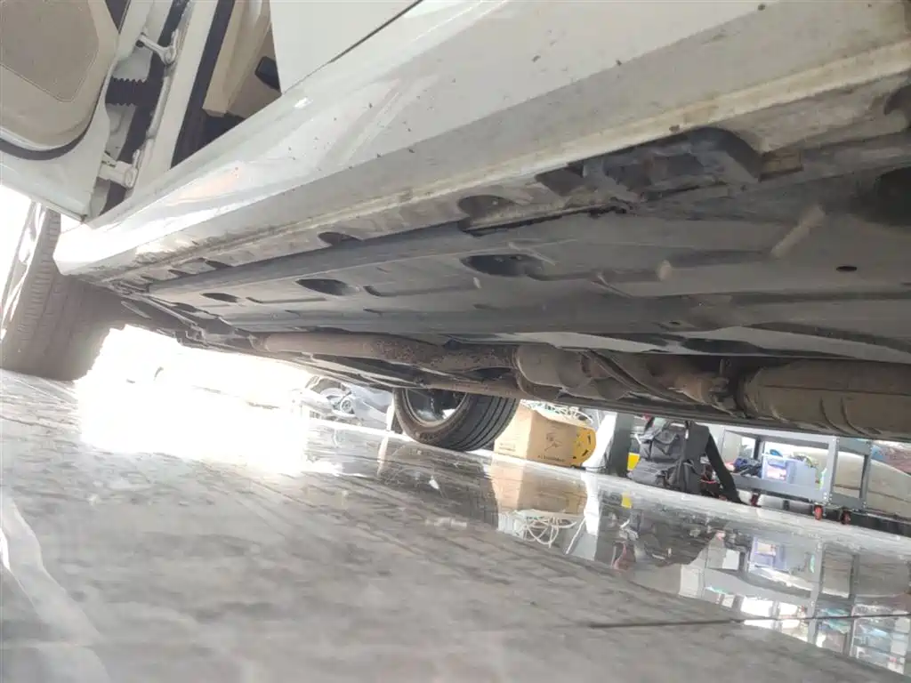Mercedes-Benz GLK-Class 2013 GLK 300 4MATIC Dynamic Sunroof фото 22