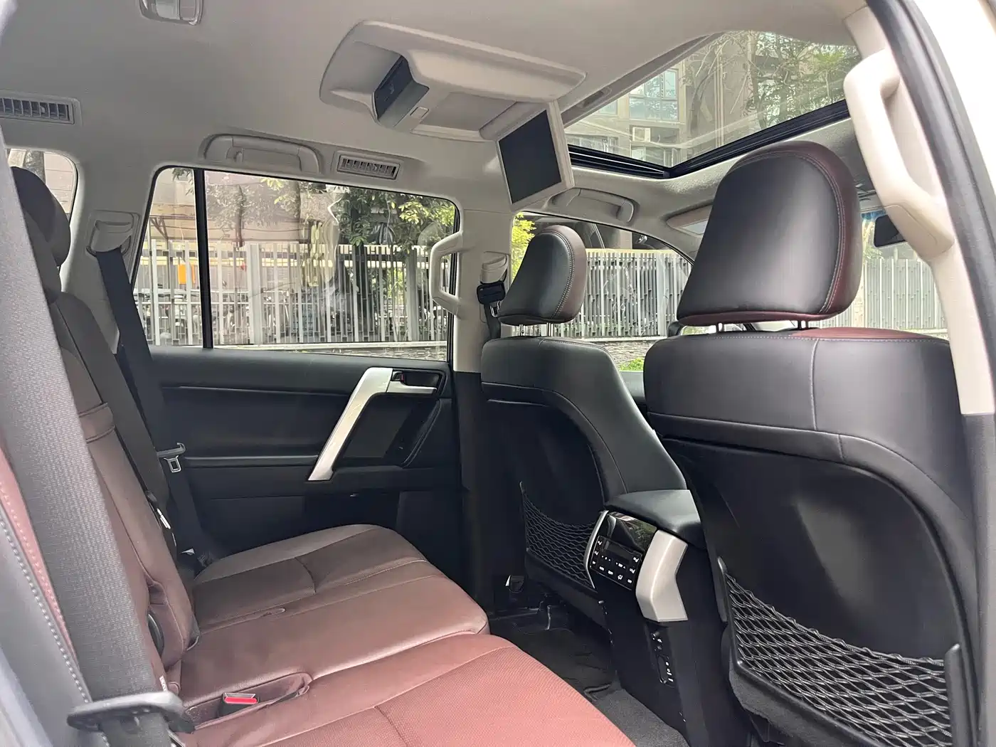 Toyota Prado 2018 3.5L Automatic TX-L NAVI Rear-mounted Spare Tire фото 9