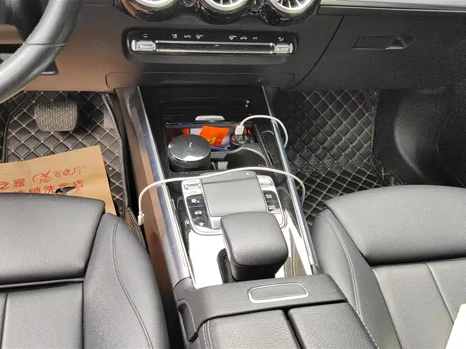 Mercedes-Benz GLB 2020 GLB 200 Dynamic фото 16