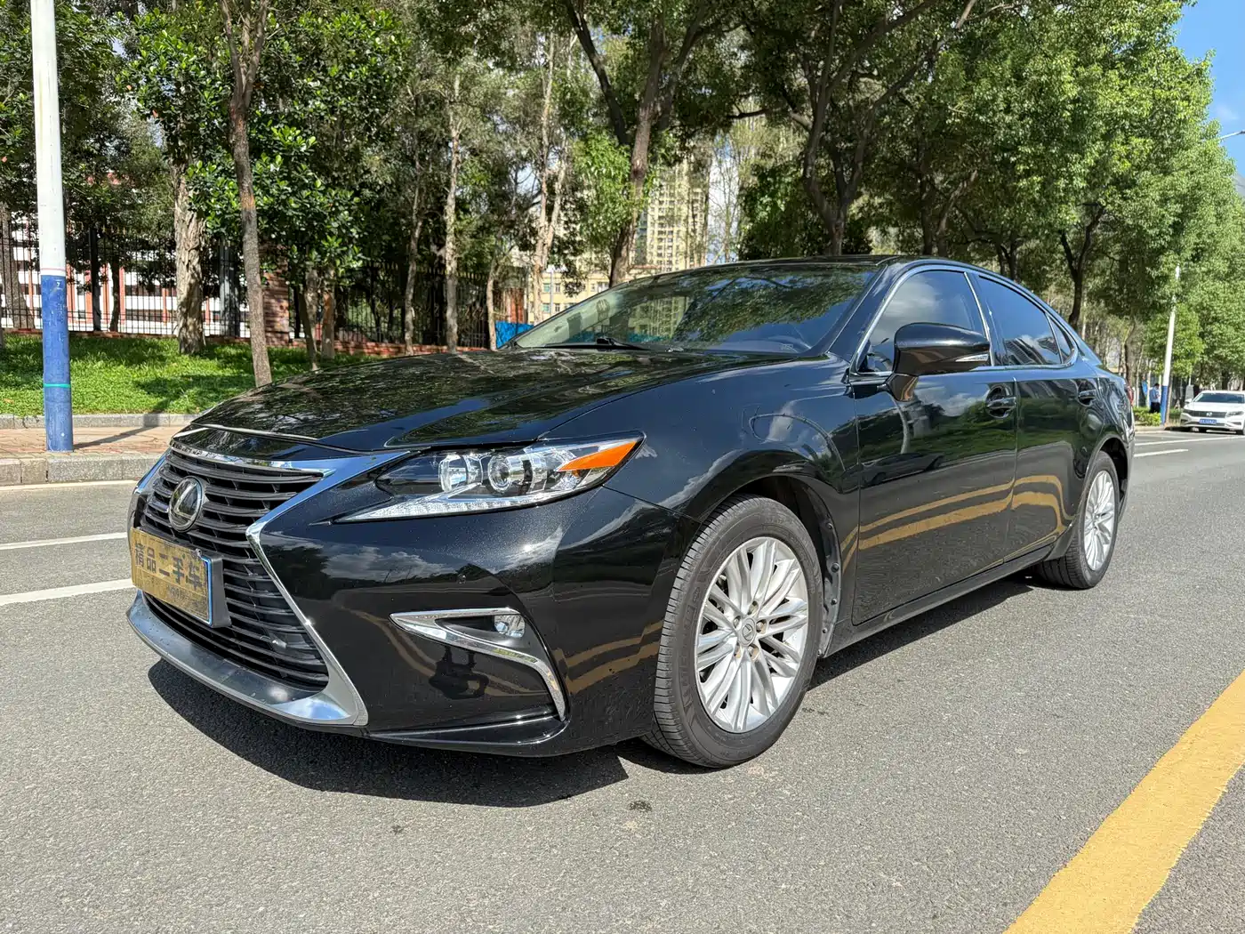 Lexus ES 2016 250 Midnight Special Limited Edition