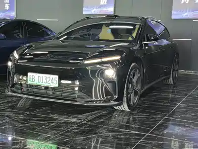 NIO ET5T