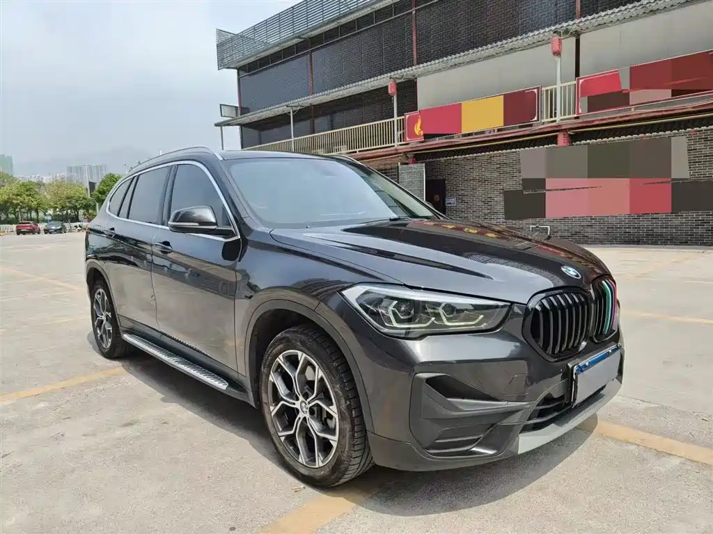 BMW X1 2021 sDrive25Li Leading фото 3