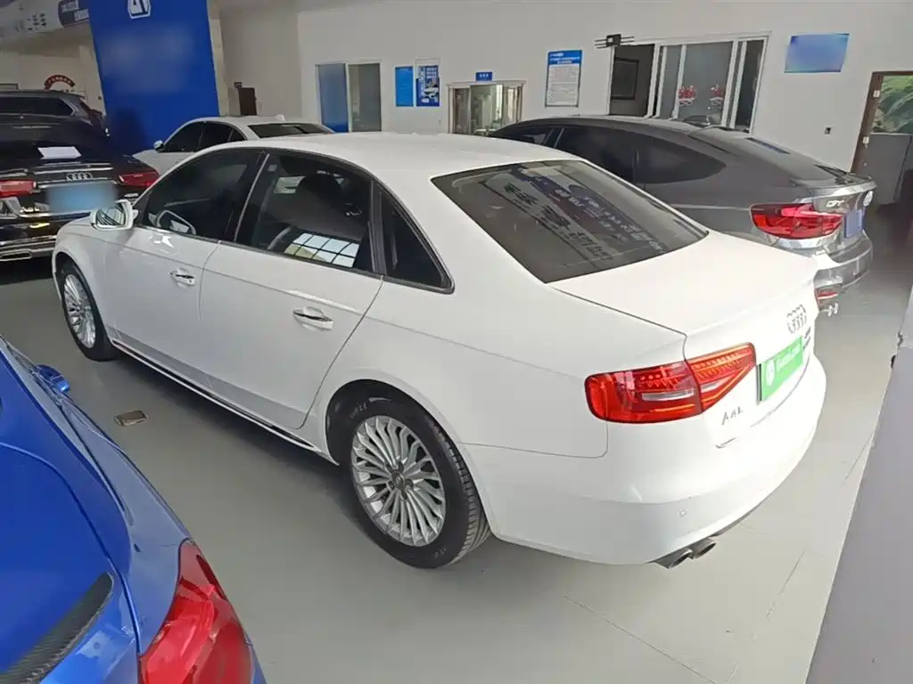 Audi A4L 2016 35 TFSI Collector's Edition Automatic Standard фото 5