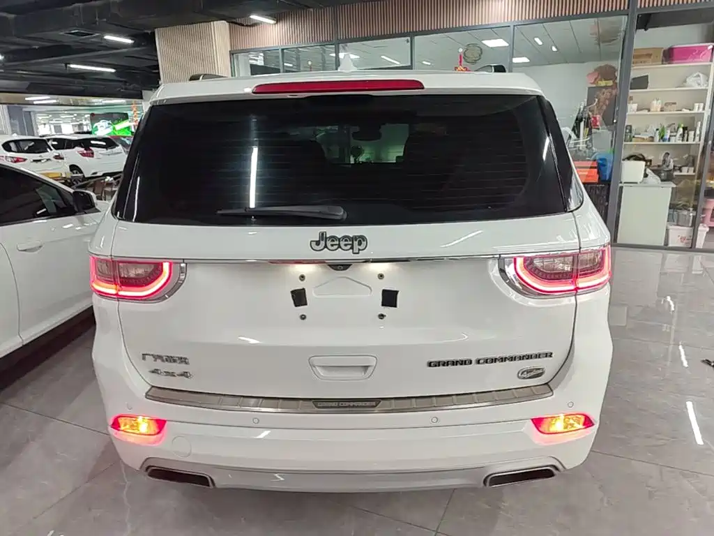 Jeep Grand Commander 2018 2018 2.0T AWD Intelligent Edition (China V)