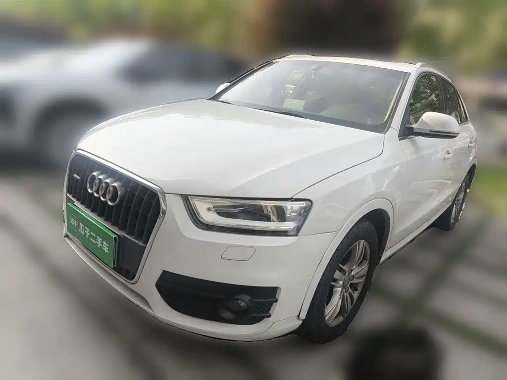 Audi Q3 2013 35 TFSI quattro Technology фото 2