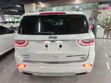 Фото 6 - Jeep Grand Commander