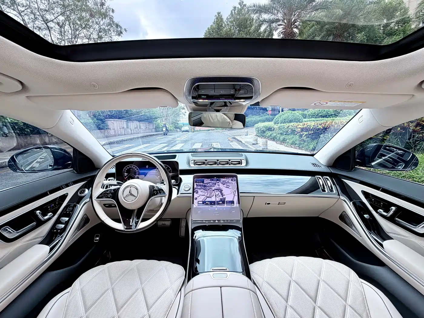 Mercedes-Benz Maybach S-Class 2025 Model S 480 4MATIC фото 7