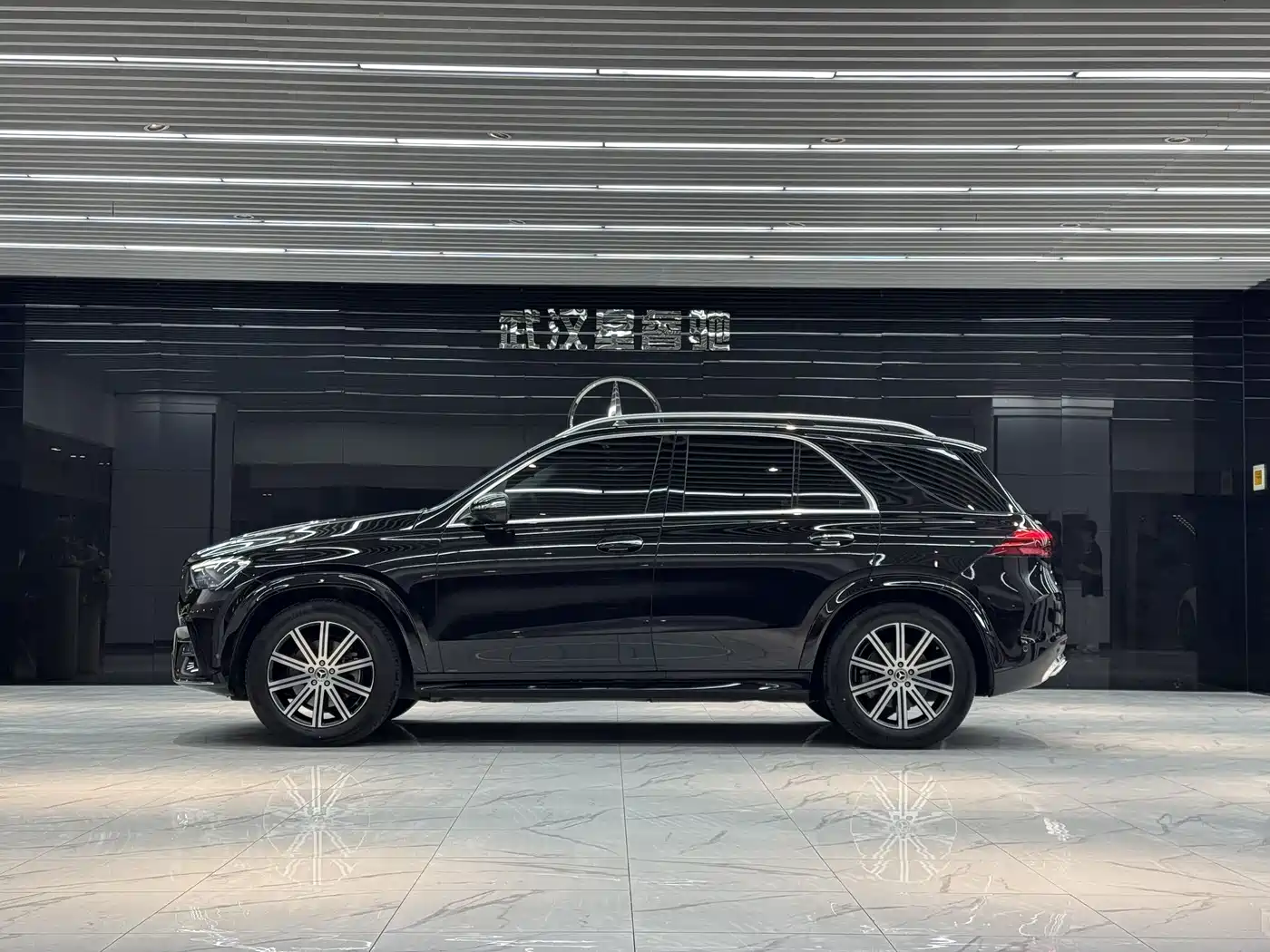 Mercedes-Benz GLE 2024 Facelift GLE 350 4MATIC Fashion фото 5
