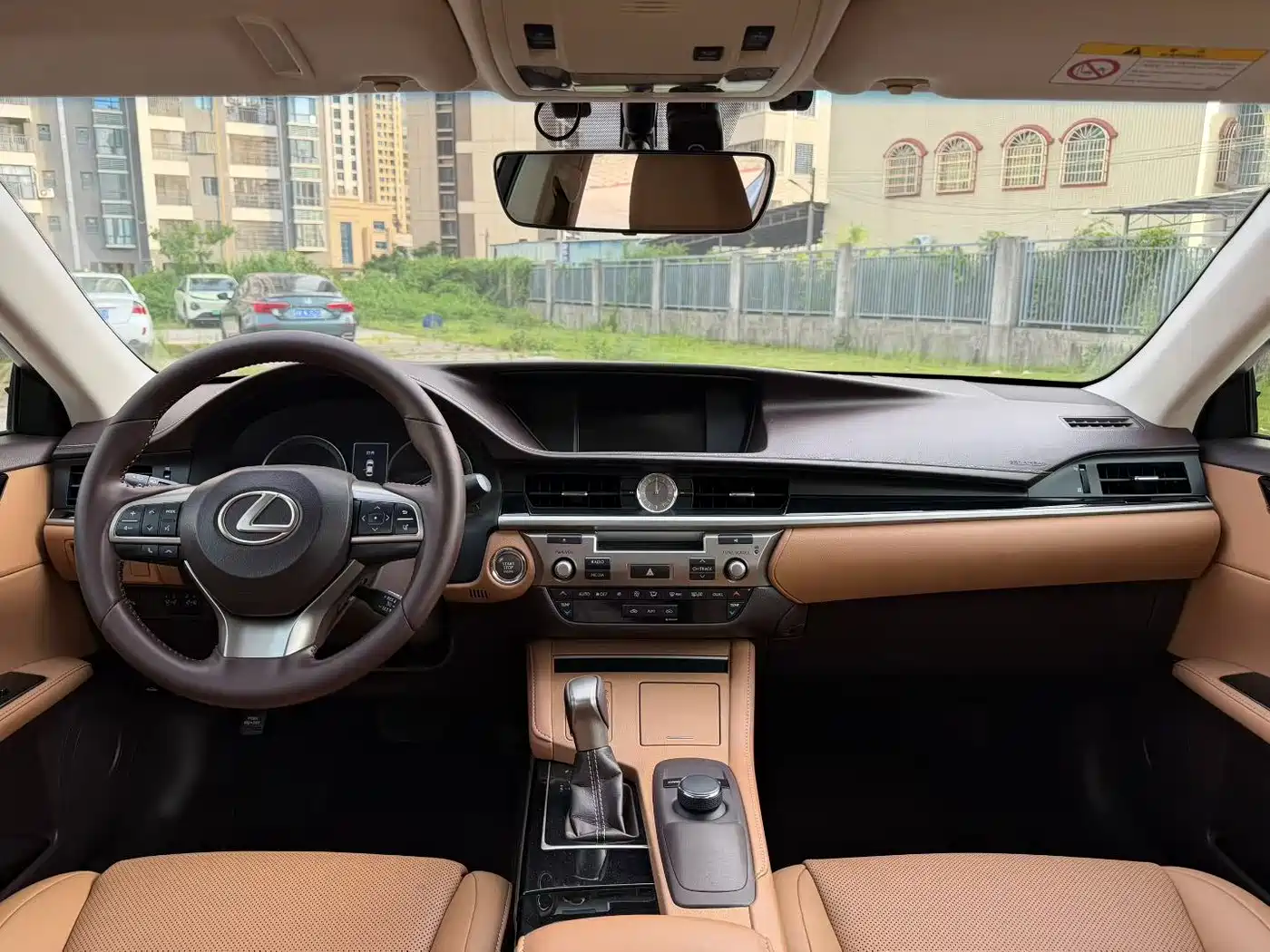 Lexus ES 2015 200 Elite Edition фото 7